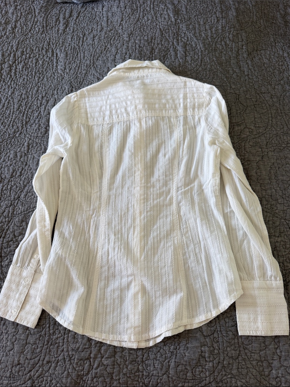 Pilcro Long-sleeve Seamed Slim Buttondown - Picture 12 of 12